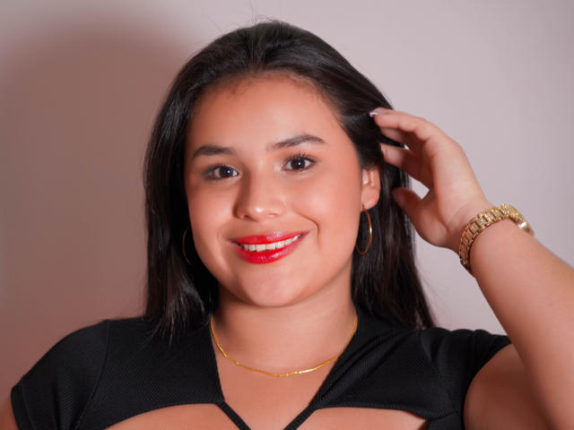 AmilyJones - Live porn &amp; sex cam - 25839045