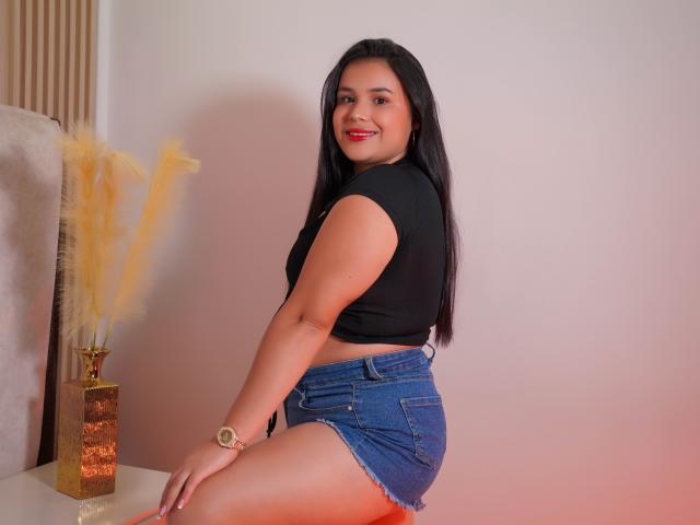 AmilyJones - Live porn &amp; sex cam - 25839049