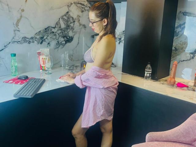 VidiaStons - Live sex cam - 25839389