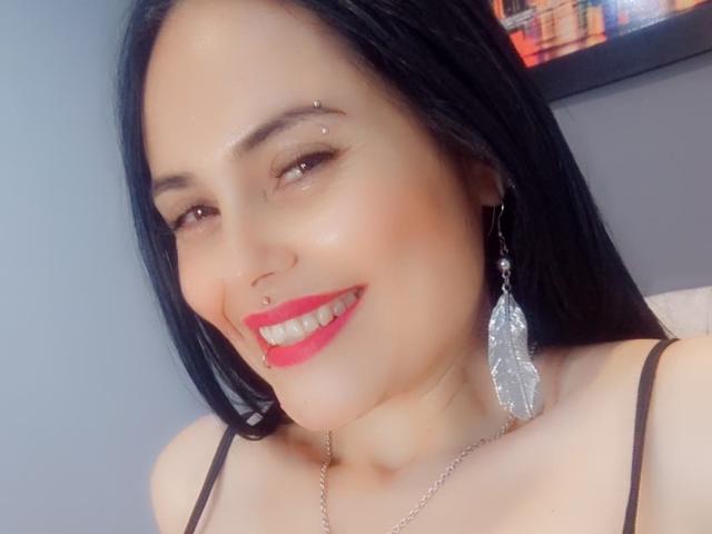 CharlotteCrofort - Live porn &amp; sex cam - 25839749