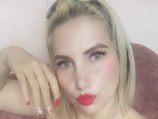 GiuliaAddams - Live porn &amp; sex cam - 25841353