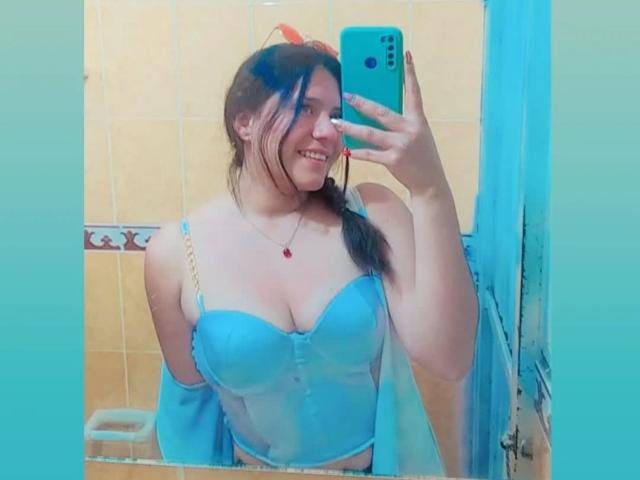 LucieMilner - Live sex cam - 25843453