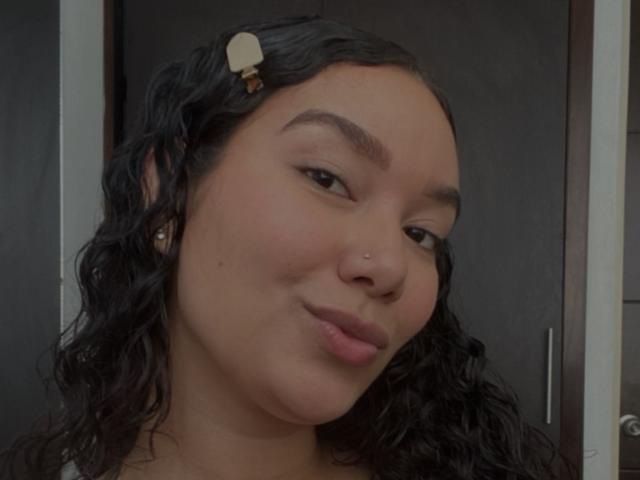 Ashlley69 - Sexe cam en vivo - 25845753