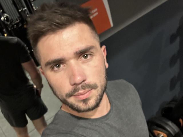 OnlyRoro - Live sexe cam - 25849721