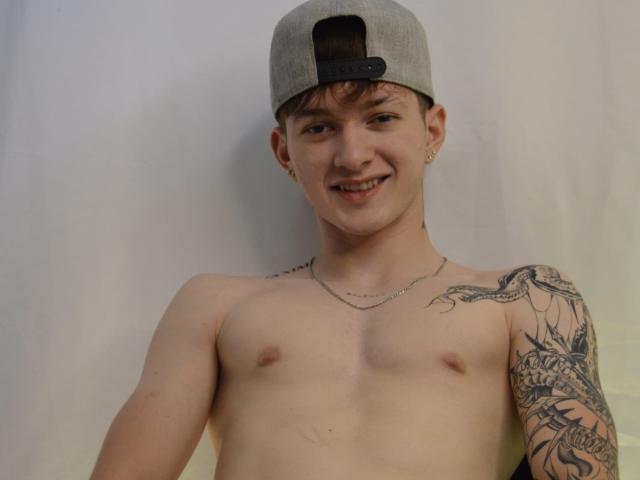 JakeDavins - Sexe cam en vivo - 25850845