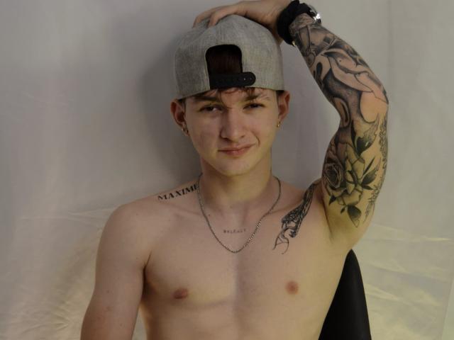 JakeDavins - Sexe cam en vivo - 25850853