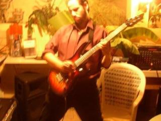 HotTeaser69 - Web cam intime avec ce Gay à la chevelure brune sur la plateforme Xlove-Gay 