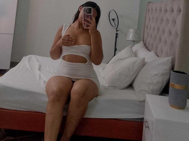 AshleyRosel - Live sex cam - 25853361