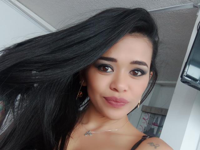 MistressVictoriaa - Live porn &amp; sex cam - 25853653
