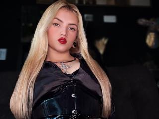 FiorellaNox - Live sex cam - 25855489