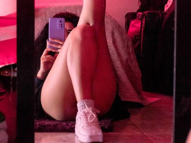 MaddieRousse - Live porn &amp; sex cam - 25858565