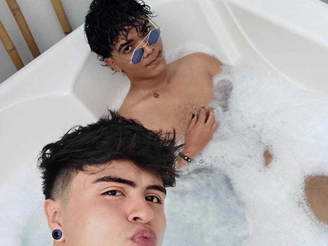 ElyanMatheus - Live sex cam - 25860377