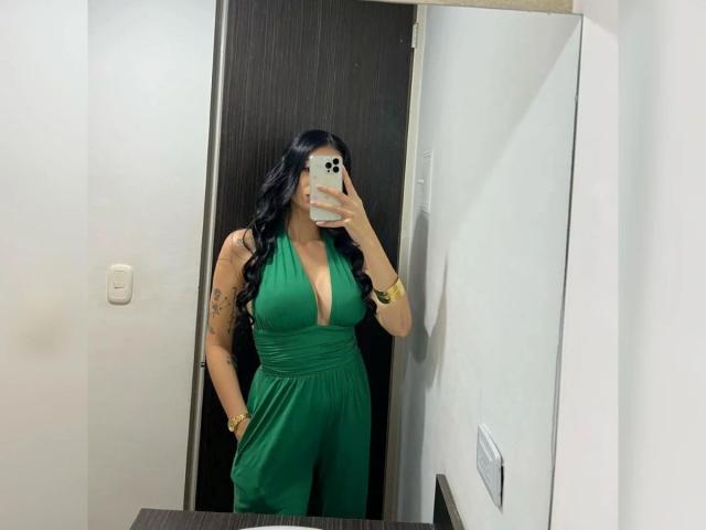 IsabellaJames - Sexe cam en vivo - 25865573