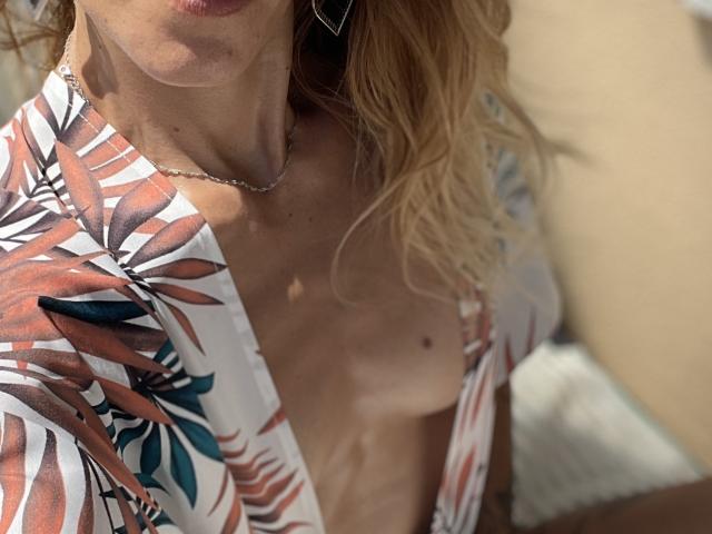 DaneeSoHot - Sexe cam en vivo - 25867617
