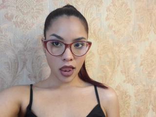 LeaKlarck - Live Sex Cam - 25869729