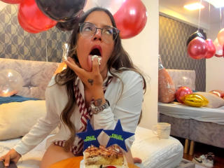 AliceHoe - Live porn &amp; sex cam - 25870089