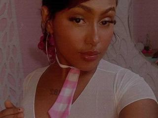 AmberQueeny - Live porn &amp; sex cam - 25870545