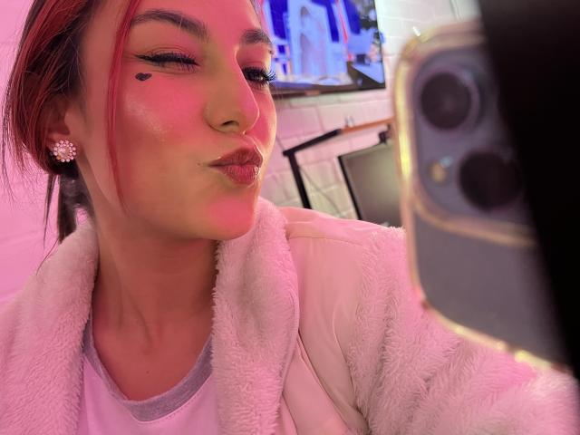 AmyStreetwise69 - сексуальная веб-камера в реальном времени - 25873493