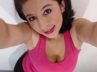 GirlHotSexX - Live Sex Cam - 2587375