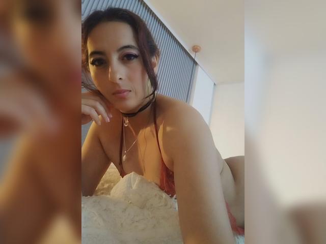SelennaTylor - Live porn &amp; sex cam - 25875265