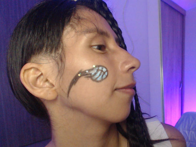 MoonLipsonx - Live sex cam - 25878413