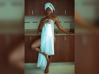 AilynQueen - Live porn &amp; sex cam - 25879945