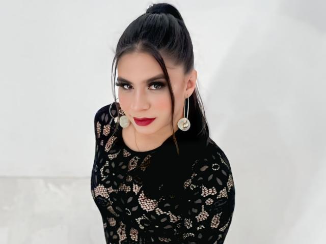 MaddisonIvanova - ライブポルノ&amp;セックスカム - 25884185