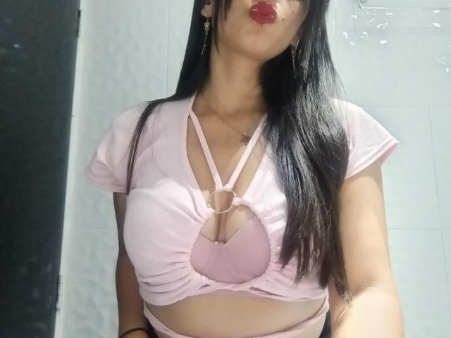 MadissonFontaine - Live sexe cam - 25885545