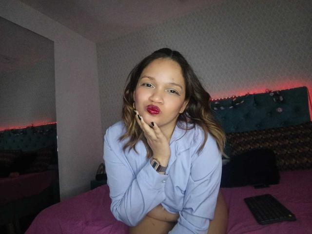 BiancaMorettii - Live porn &amp; sex cam - 25889645