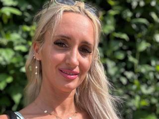 IsabelleEthan - Live porn &amp; sex cam - 25892385