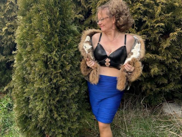 Vollbusige100dd-hot - Live sex cam - 25892673