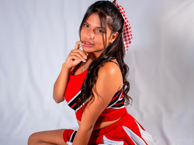 LailaBarker - Sexe cam en vivo - 25894453