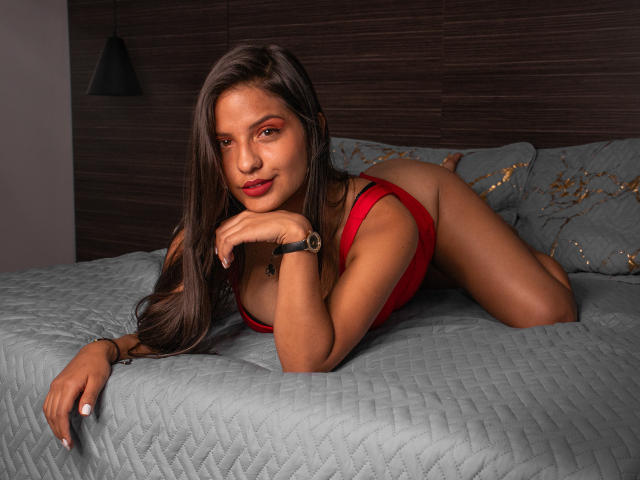 LailaBarker - Live porn &amp; sex cam - 25894473