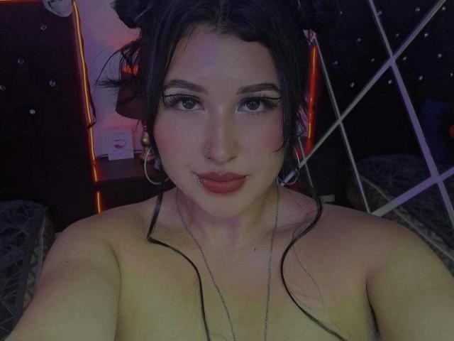 RubyLara - Live Sex Cam - 25894993