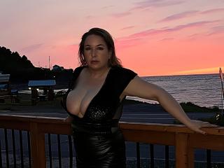 TitanicTits - Live sex cam - 25896441