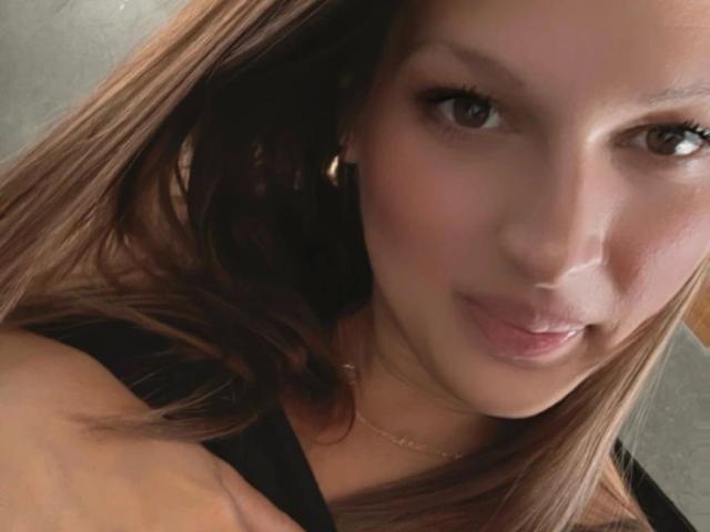 Elli69-hot - Sexe cam en vivo - 25897581