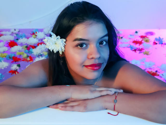 LinaSanttacruz - Live Sex Cam - 25898773