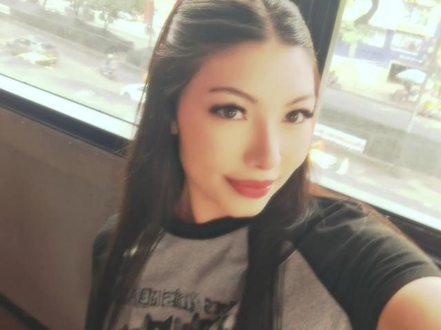 ViolettaLeroy - Sexe cam en vivo - 25900369