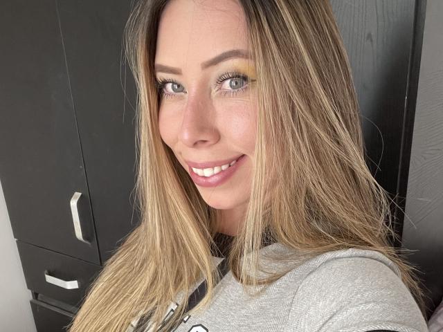 JennyLawry - Live sexe cam - 25906985