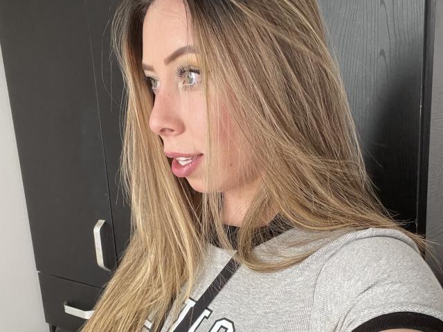 JennyLawry - Live porn &amp; sex cam - 25907449