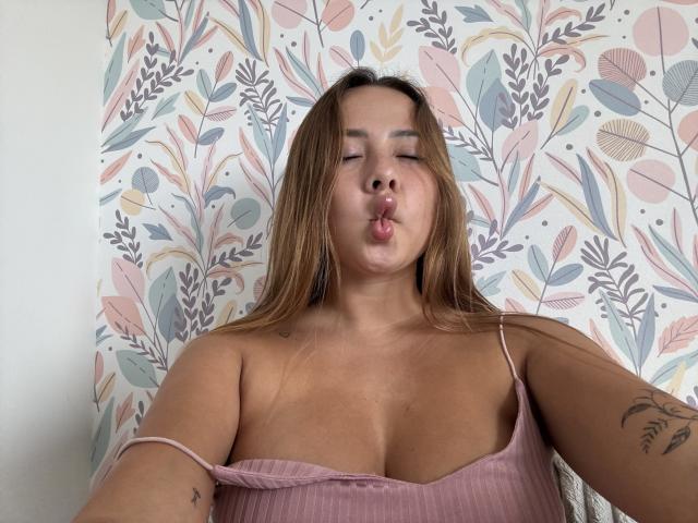 NatSorian - Live sex cam - 25908309