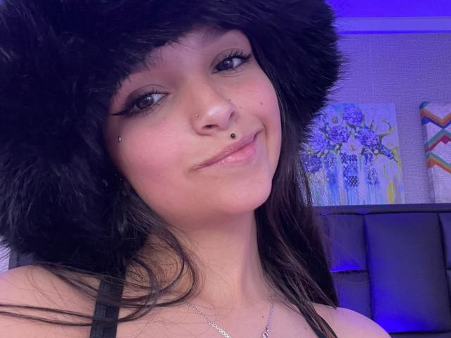MarietteJones - Live sex cam - 25909133