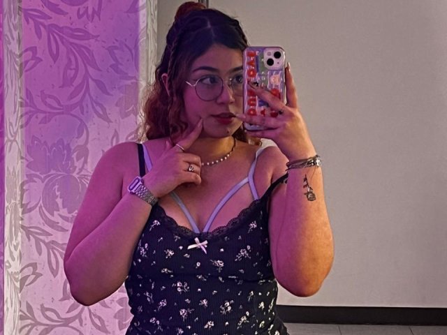 AdelaTaylor - Live porn &amp; sex cam - 25911561