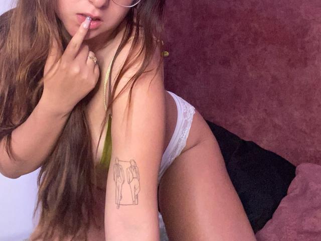 VioletaBabe - Live porn &amp; sex cam - 25919925