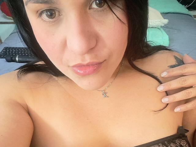 VivianaThomson - Live sex cam - 25920801