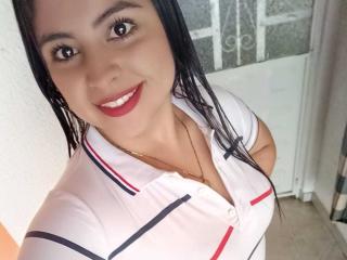CharlotteSilvie - Live porn &amp; sex cam - 25924929