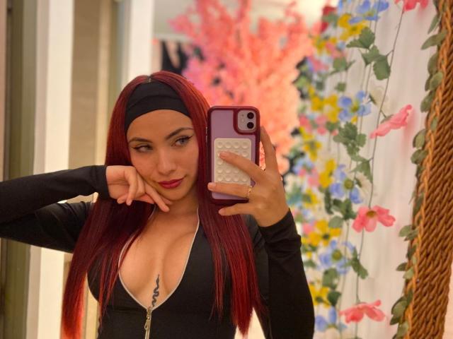 ValeryHarllow - Live Sex Cam - 25925057