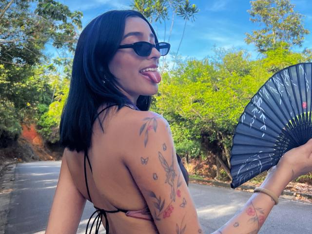 SalomeMille - Live sex cam - 25929197