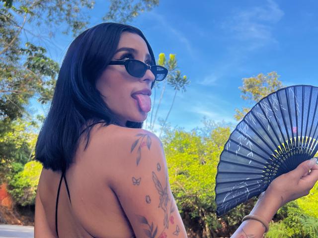 SalomeMille - Live porn &amp; sex cam - 25929201