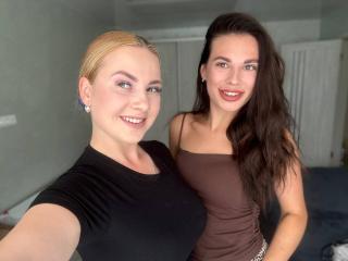Sexy nude photo of GlossyTwins